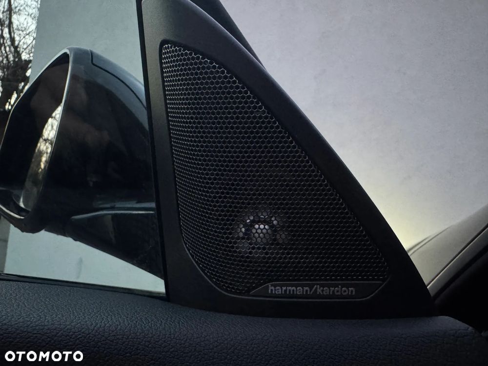 BMW Seria 2 220d Sport - 21