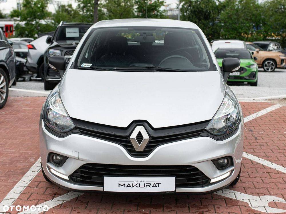 Renault Clio - 8