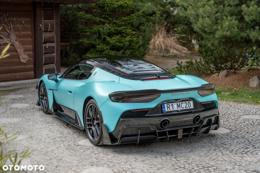 Maserati MC20 Standard - 12