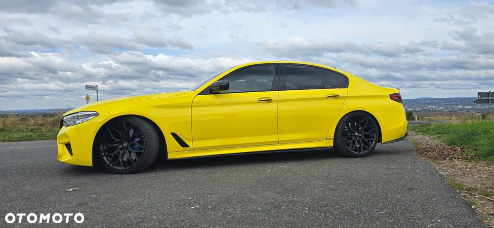 BMW Seria 5 M550i xDrive sport - 4