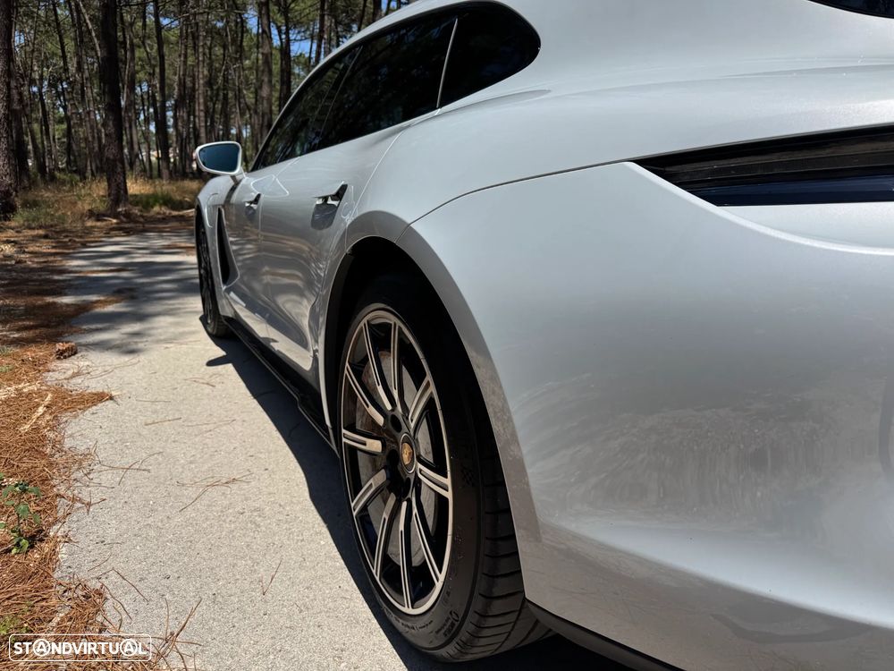 Porsche Taycan Sport Turismo GTS - 22