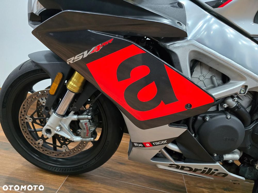 Aprilia RSV - 10