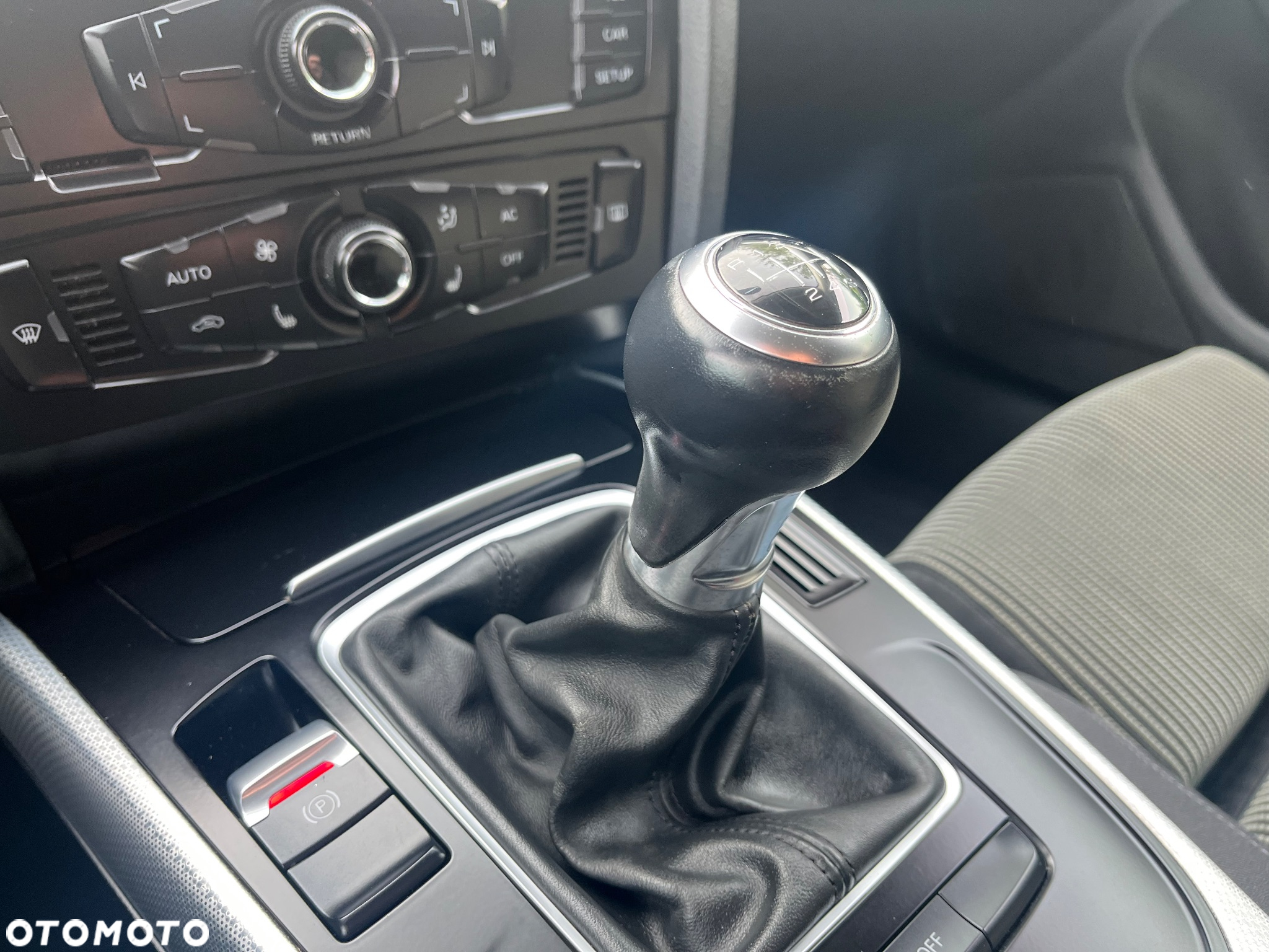 Audi A4 2.0 TDI - 11