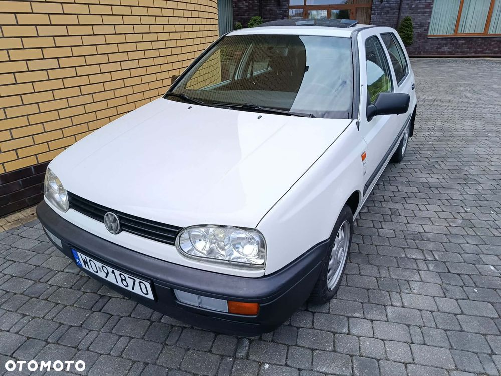 Volkswagen Golf 1.9 CL D - 1