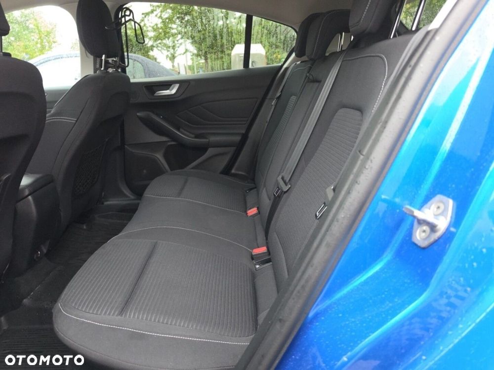 Ford Focus 1.0 EcoBoost Titanium Business - 10