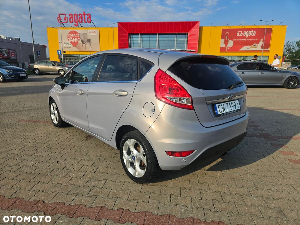 Ford Fiesta 1.4 Ghia EU5 - 6