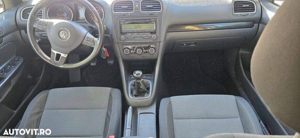 Volkswagen Golf - 14