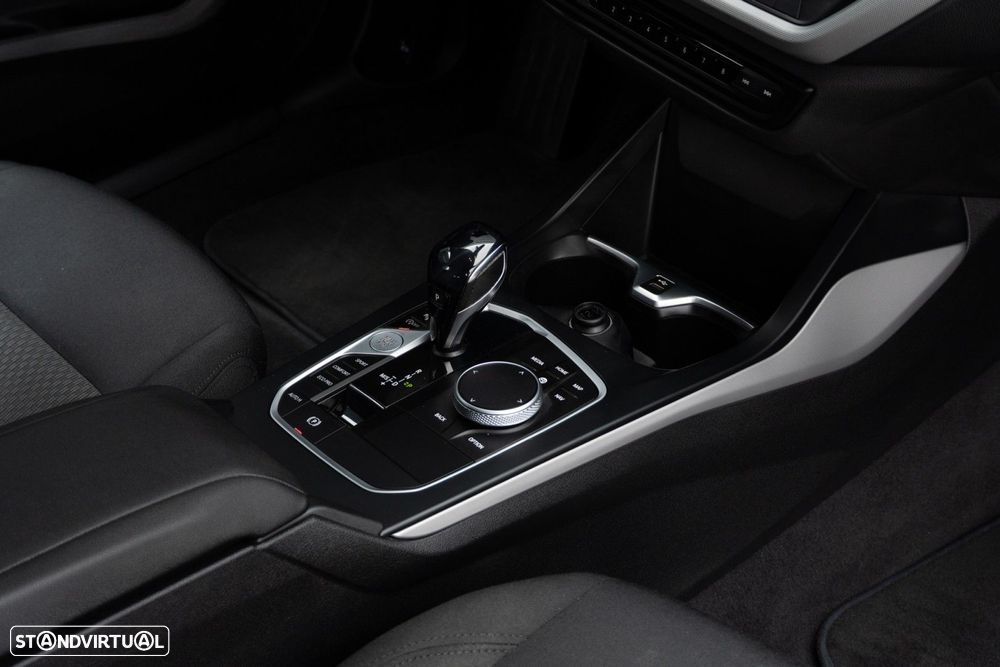 BMW 116 d Advantage Auto - 26