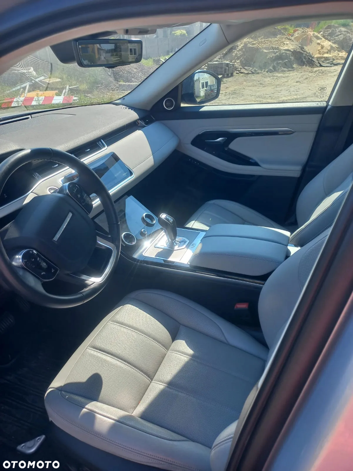 Land Rover Range Rover Evoque - 8