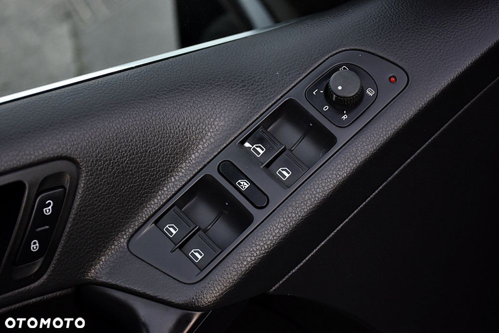 Volkswagen Tiguan 2.0 TDI DPF 4Motion Track & Style - 23