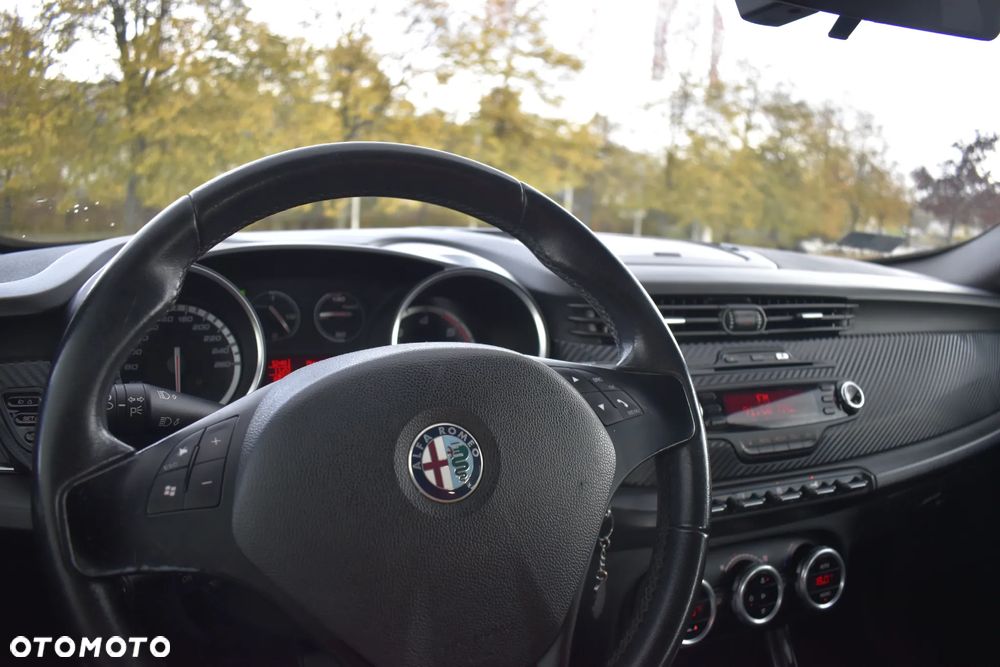 Alfa Romeo Giulietta 2.0 JTDM Distinctive - 22
