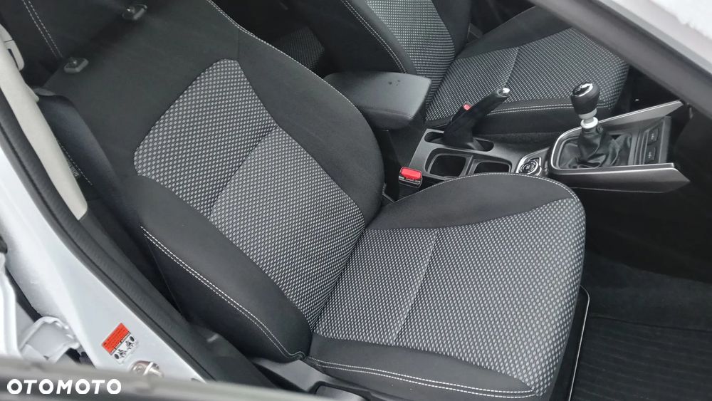 Suzuki Vitara 1.4 Boosterjet SHVS Elegance Sun 4WD - 32