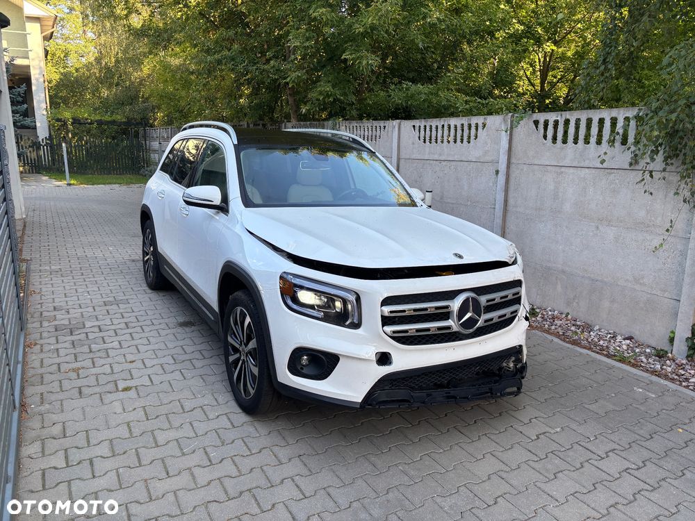 Mercedes-Benz GLB - 3