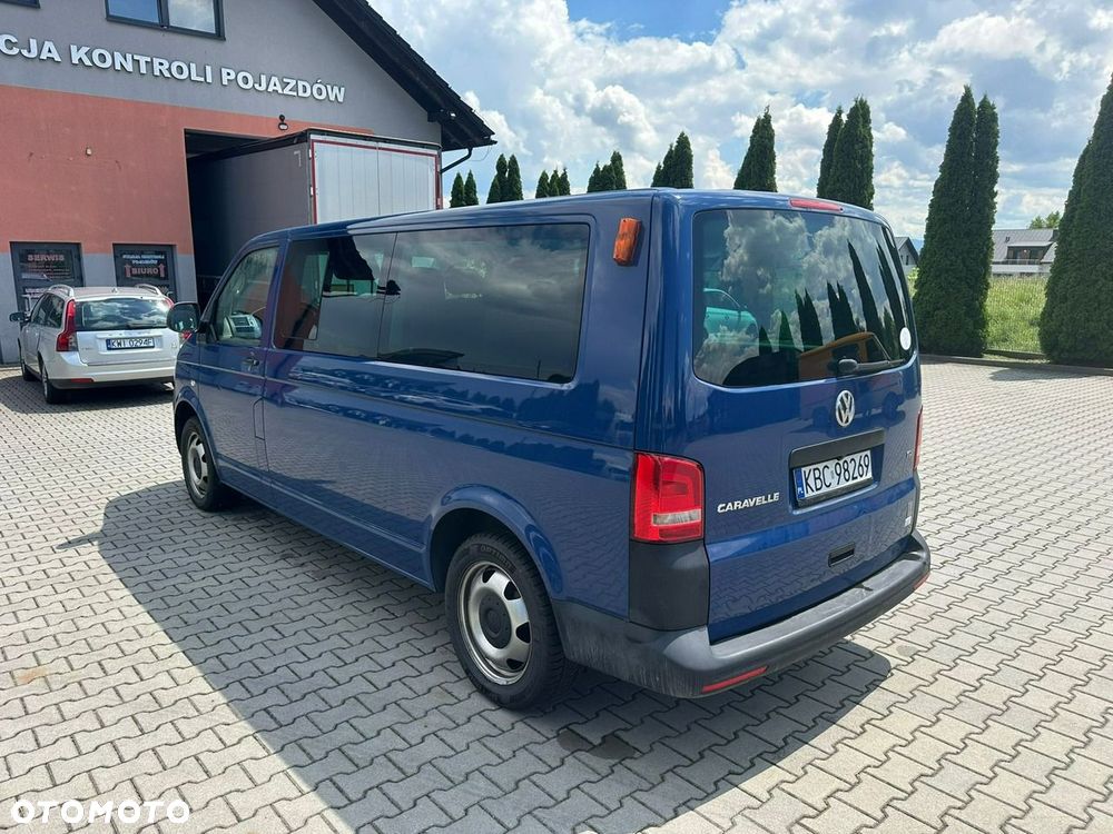 Volkswagen Caravelle - 4
