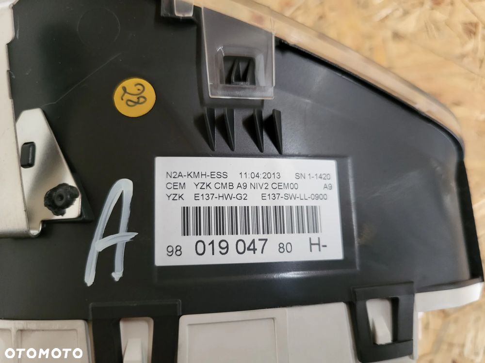 Licznik Peugeot 208 1.2 VTI - 3