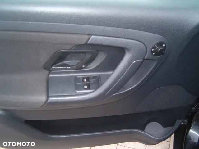 Skoda Fabia - 15