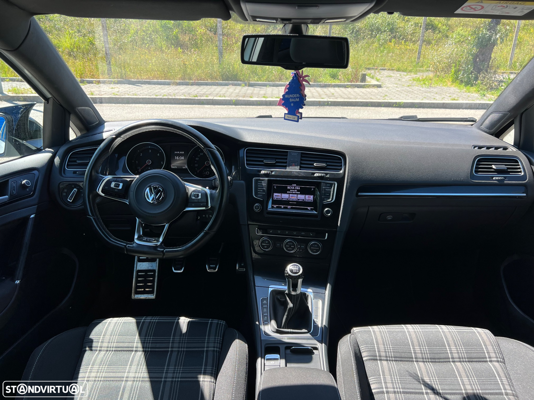 VW Golf 2.0 TDI GTD - 8