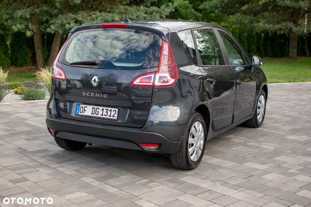 Renault Scenic - 22