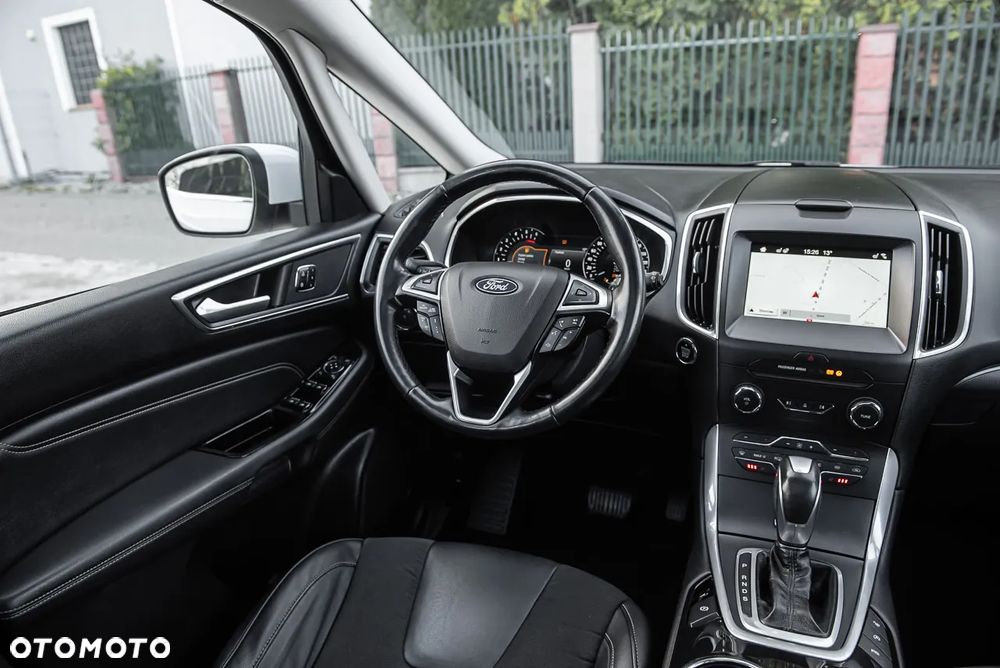 Ford S-Max 2.0 TDCi Allrad Titanium - 29