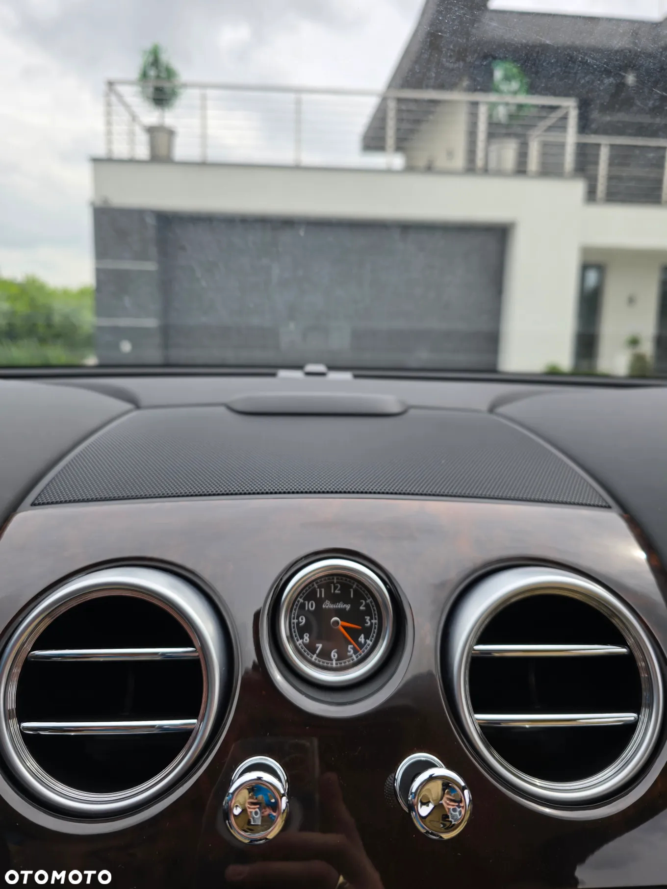 Bentley Continental GT Standard - 25