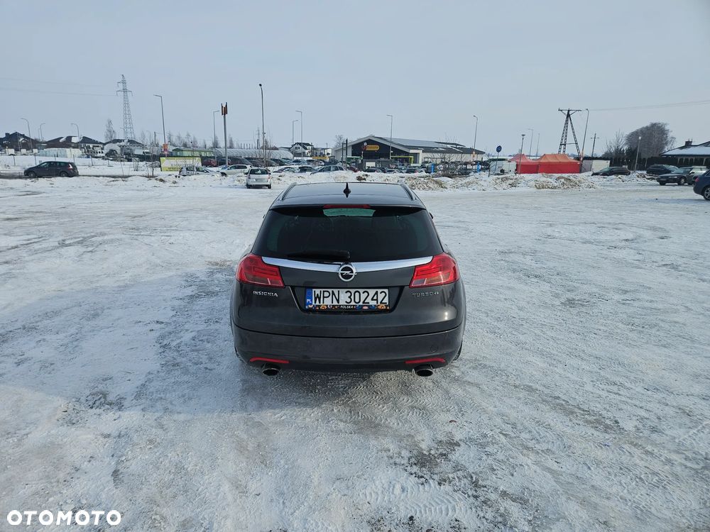 Opel Insignia 2.0 Turbo 4x4 Sport - 13