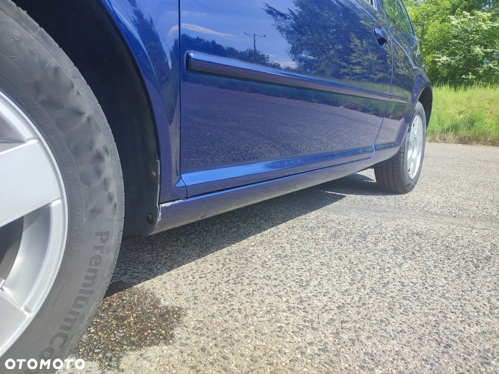 Volkswagen Golf - 11
