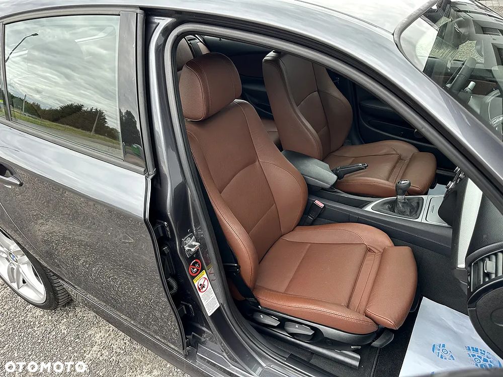 BMW Seria 1 118d DPF Edition Sport - 12