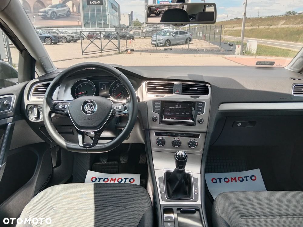 Volkswagen Golf 1.4 TSI BMT Comfortline - 30