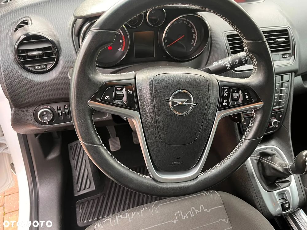 Opel Meriva 1.4 T Cosmo - 17