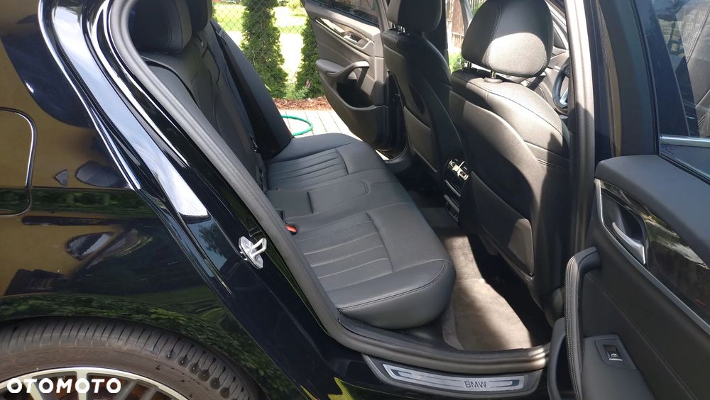 BMW Seria 5 530i - 17