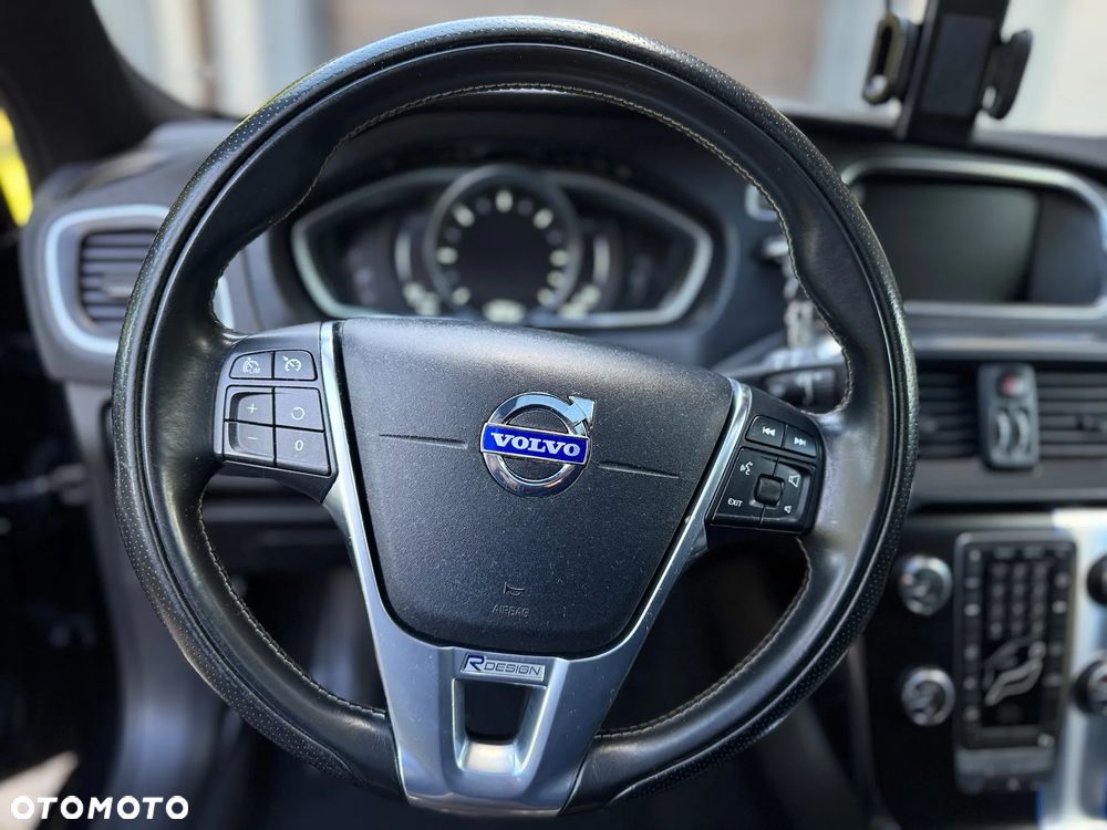 Volvo V40 D4 Drive-E R-Design Kinetic - 25