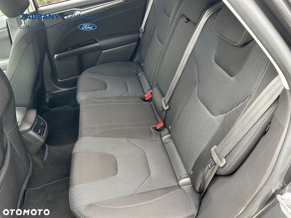 Ford Mondeo 2.0 TDCi Titanium PowerShift - 11