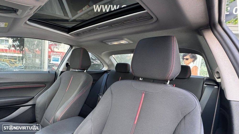 BMW 220 d Coupe Pack M - 11