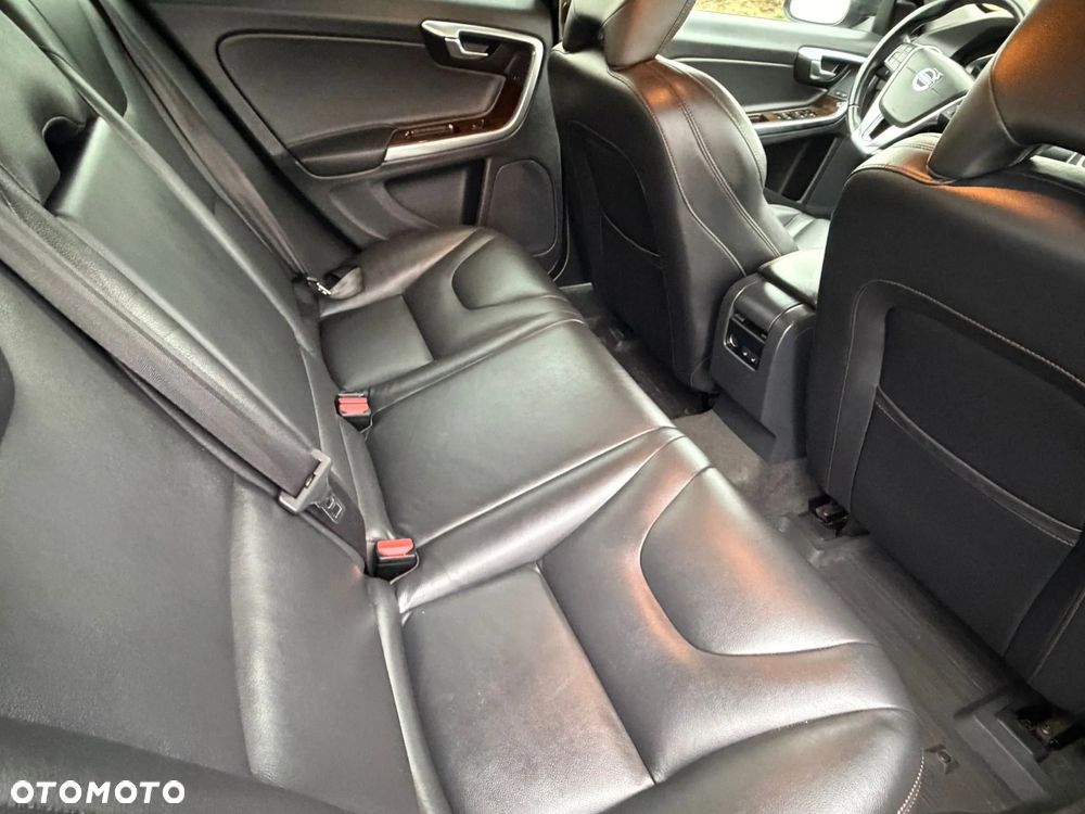 Volvo V60 - 9