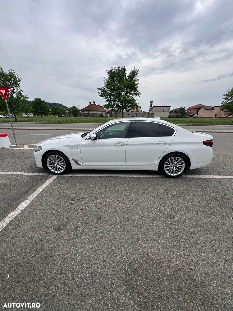 BMW Seria 5 530e AT PHEV - 3