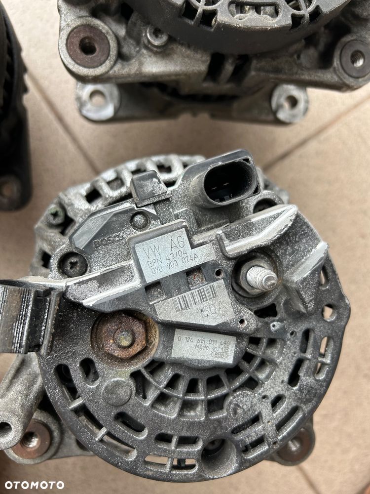 Volkswagen transporter T5 alternator 2.5  070903024A 070903024B 070903024F - 3
