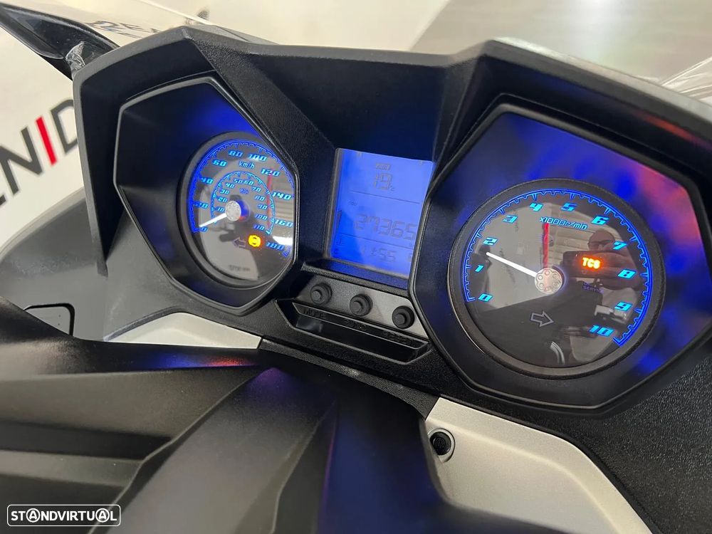 Kymco Downtown 350 - 8