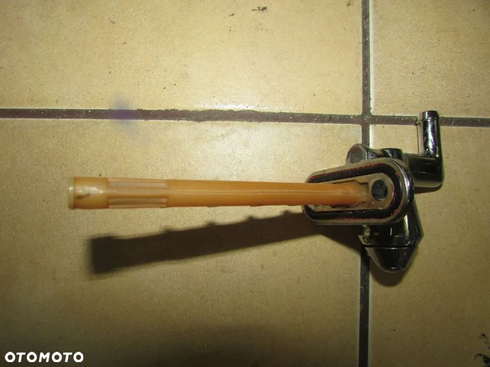 Suzuki VS 600 Intruder kranik kran paliwa - 2