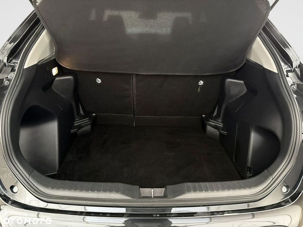 Toyota Yaris Cross - 19
