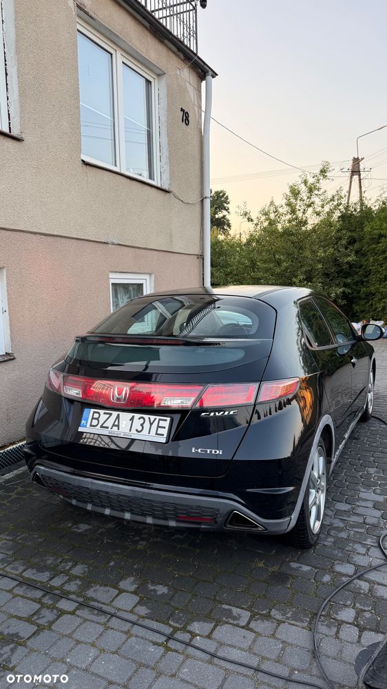Honda Civic 2.2i-CTDi Executive - 4