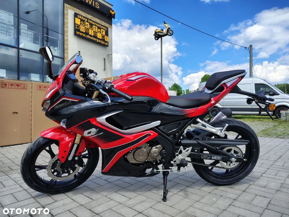 QJMOTOR SRK 125R - 3