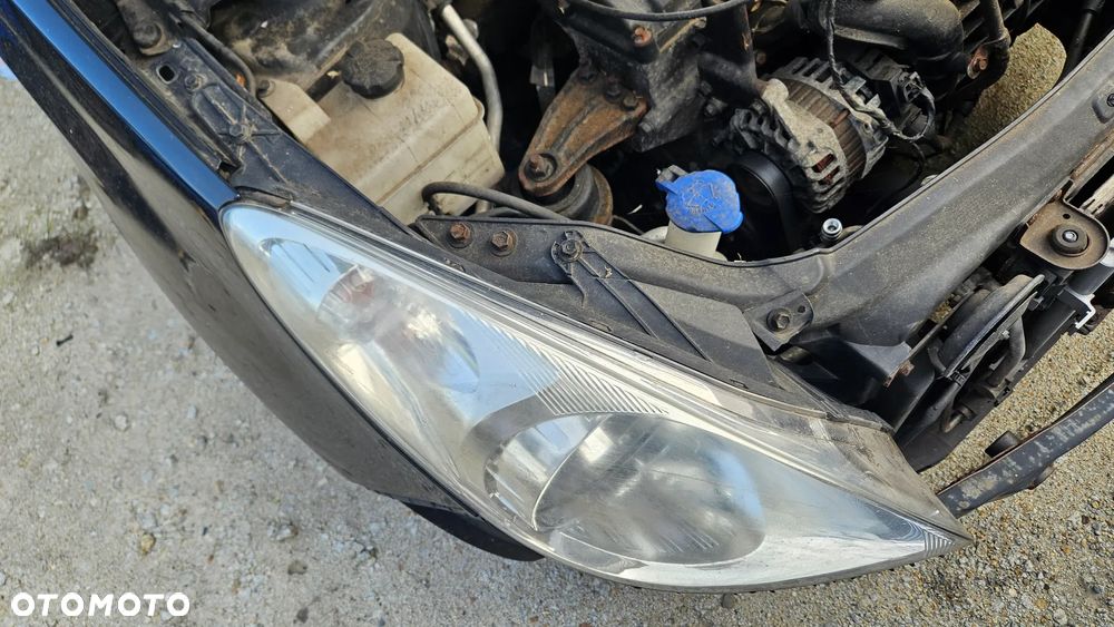 Lampa prawa przód przednia reflektor Hyundai i20 I 2011r Europa 92102-4P000 - 2