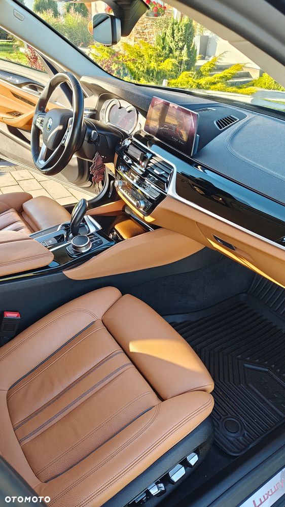 BMW Seria 5 - 16