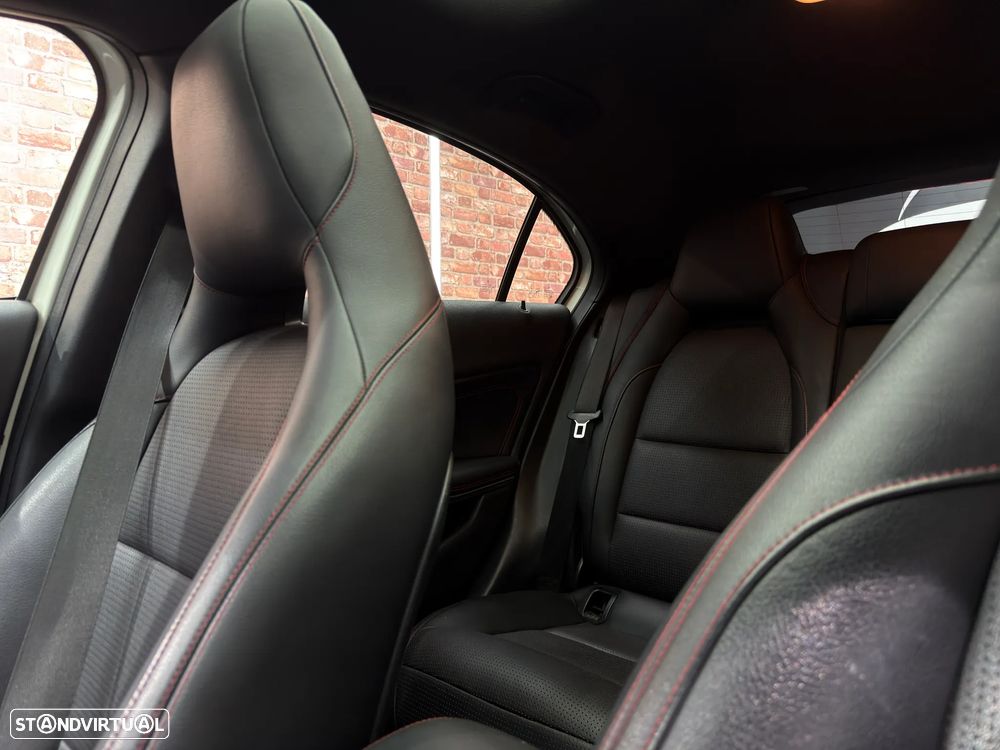 Mercedes-Benz A 200 CDI AMG Line - 9