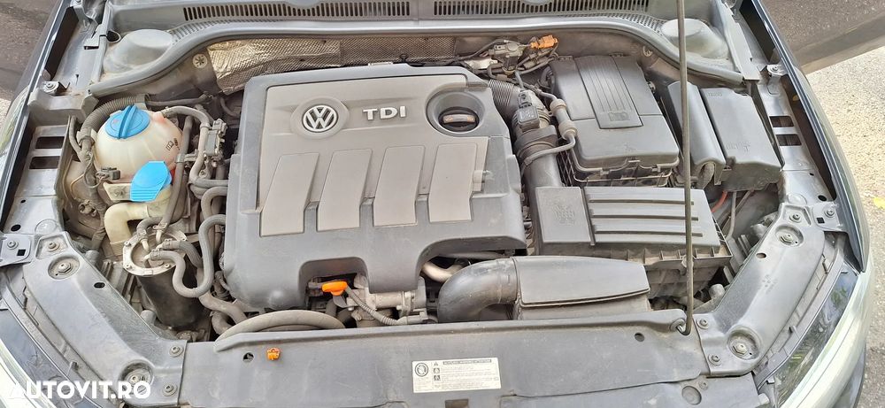 Volkswagen Jetta - 31