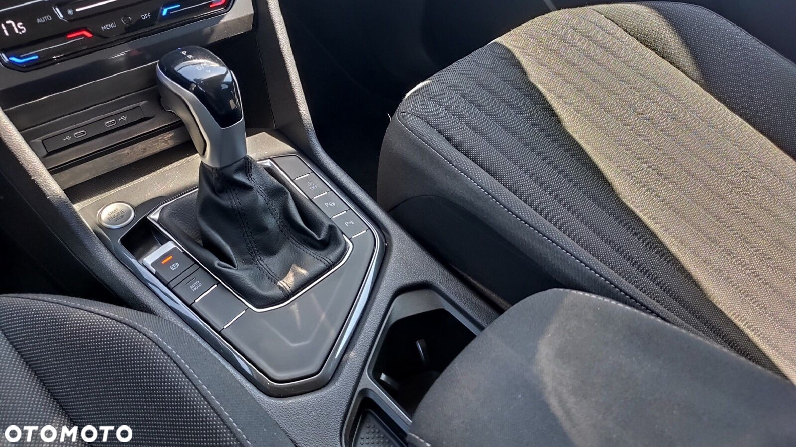 Volkswagen Tiguan - 27