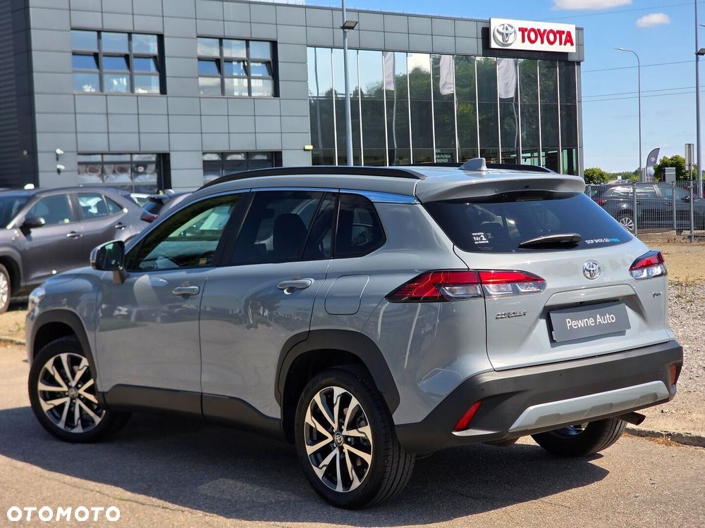 Toyota Corolla Cross - 16