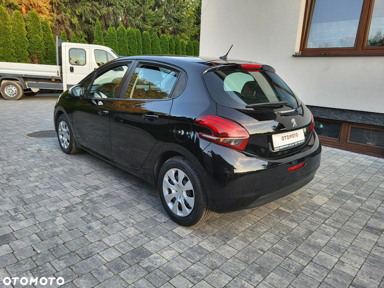 Peugeot 208 - 7