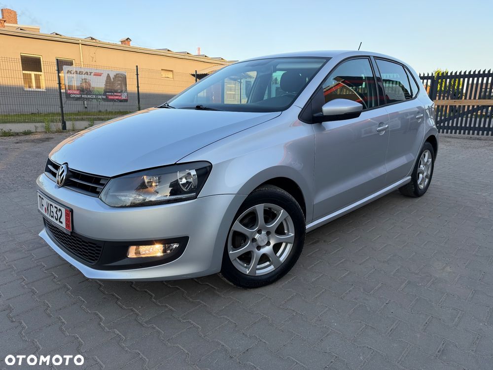 Volkswagen Polo - 2