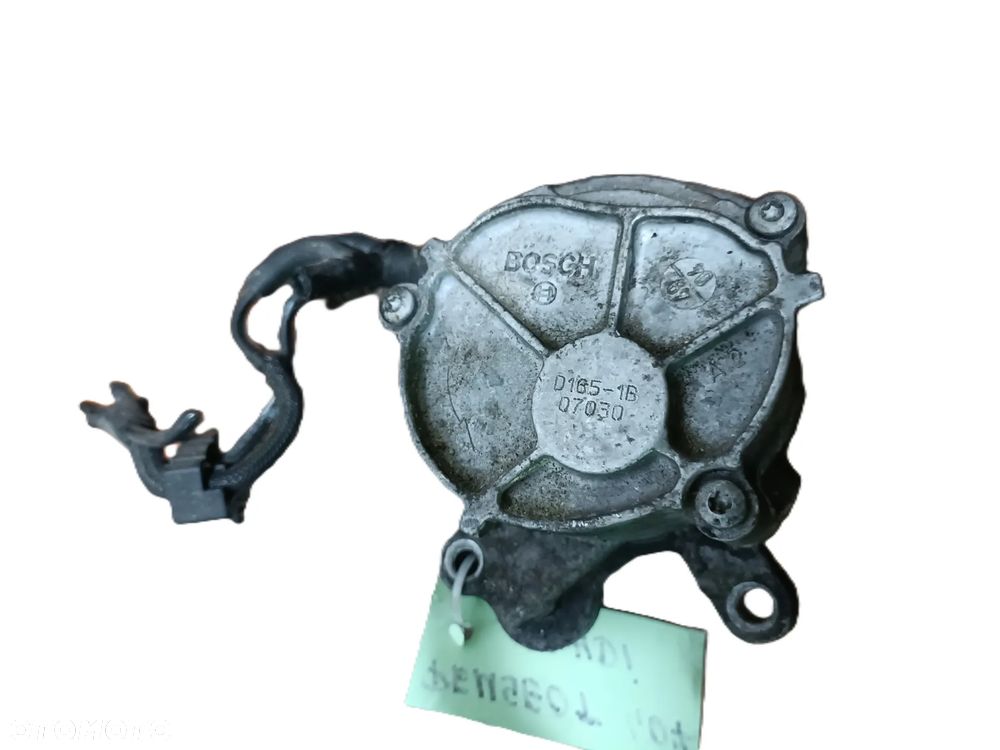 PEUGEOT 407 04-08 2,0 HDI POMPA VACUM WAKUM BOSCH D165-1B * - 3